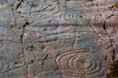 Achnabreck Cup and Ring Marks, Cup and ring marks