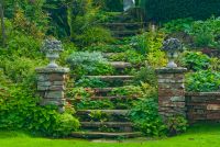 Acorn Bank, Well garden steps