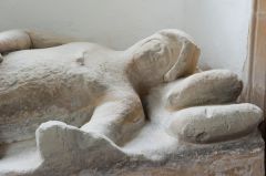 Sir Philip de la Beche, 1332