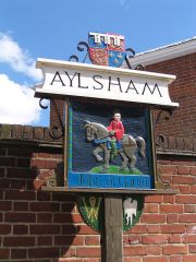 Aylsham, The town sign (c) Bruce Porteous