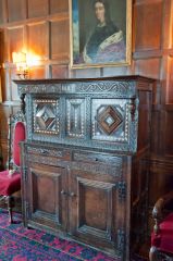 Baddesley Clinton, Dining Room furnishings