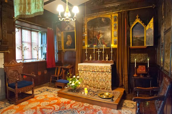 Baddesley Clinton photo, Family chapel