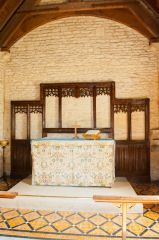 Altar and Perpendicular reredos