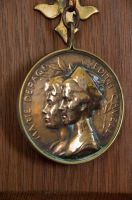 Edith Cavell medallion