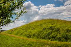 Approaching the barrow