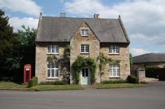 Home farmhouse (c) Richard Croft