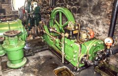 An historic steam engine inside the museum (c) Chris Allen