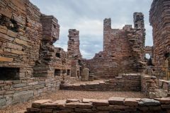 Ground floor service chambers