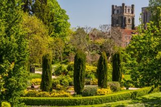 Chichester Bishop's Palace Gardens