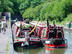 Boats on the Birmingham Canal (c) Peter Latham