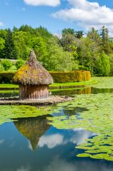 Ornamental thatched hut in the Hercules Garden