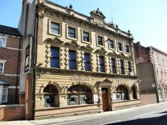 The Kings Headd inn (c) R J McNaughton