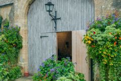 Entrance to the tithe barn