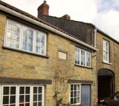 King Charles Cottage (c) Derek Harper