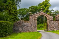 The gatehouse lodge entrance