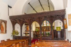 The nave and 1500 screen