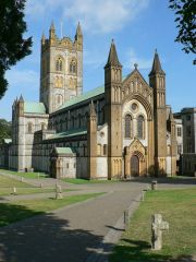 Buckfast Abbey (c) Rich Tea