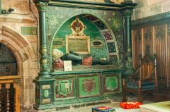 Sir George Beeston tomb, north sanctuary