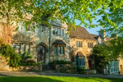 Cotswold stone cottages on the High Street