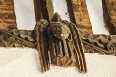 Carved angel in the south aisle