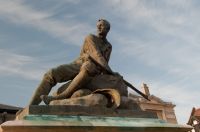 Bury St Edmunds, The war memorial on Buttermarket