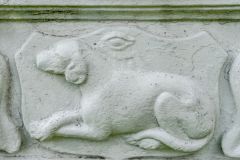 Hunting dog carving on John Peel's memorial