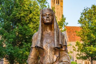 Queen Bertha and King Ethelbert Statues