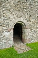 Cardoness Castle, Entrance door