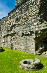 The castle well and interior wall