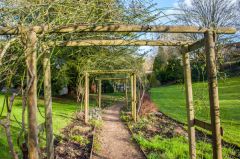 An arbor path