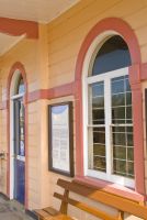 Charlbury, Charlbury Station platform