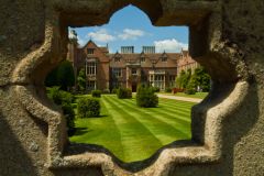 Peering through the gatehouse wall
