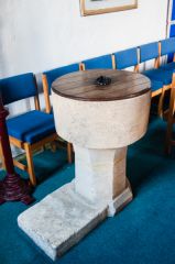 The simple medieval font