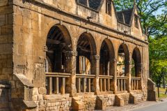 The south exterior and ballustrade