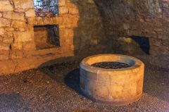 The well chamber