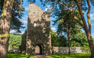 Cross Kirk, Peebles