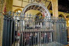 The Jennings monument between the north chapel and the chancel