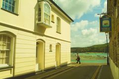 Narrow lanes lead to the sea