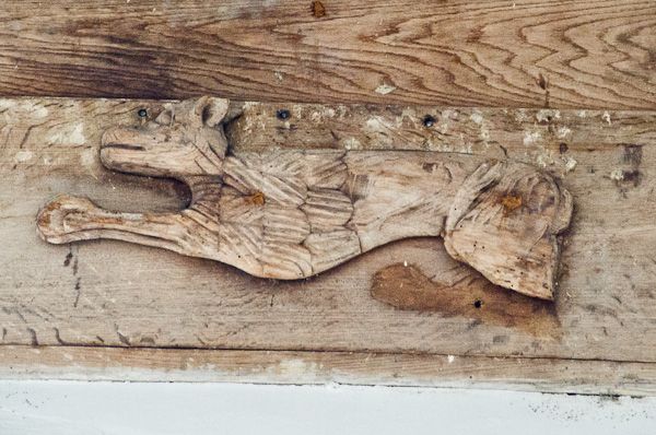 Denston, St Nicholas Church photo, Hound carving 2