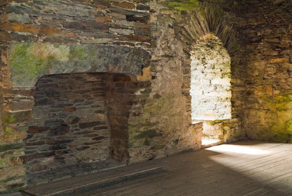 Dolwyddelan Castle, Snowdonia | History, Photos & Visiting Information