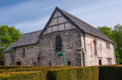 Donington-le-Heath Manor, The side of the house
