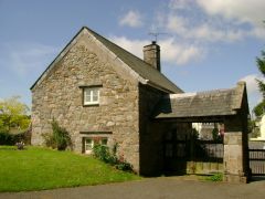Church Cottage (c) Martin Dawes