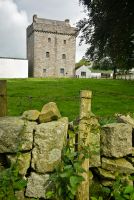 Drumcoltran Tower, Exterior view