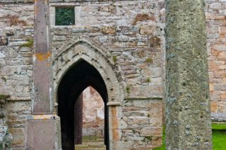 Duffus, St Peter's Kirk and Parish Cross