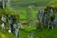 Dunadd Fort, Looking down through the defences