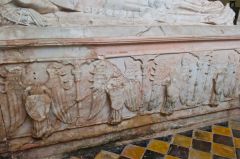 East Shefford, St Thomas' Church, Base of Fettiplace memorial