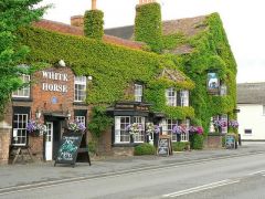 The White Horse pub (c) Rich Tea