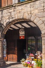The 1620 arcaded entrance