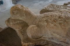 Hawise de Londres effigy, south transept