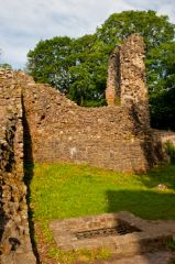 The well and ruined tower